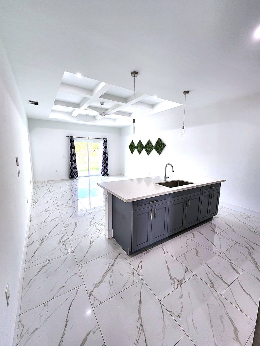 Townhouse for rent at 4654 28th St SW, Lehigh Acres, FL 33973