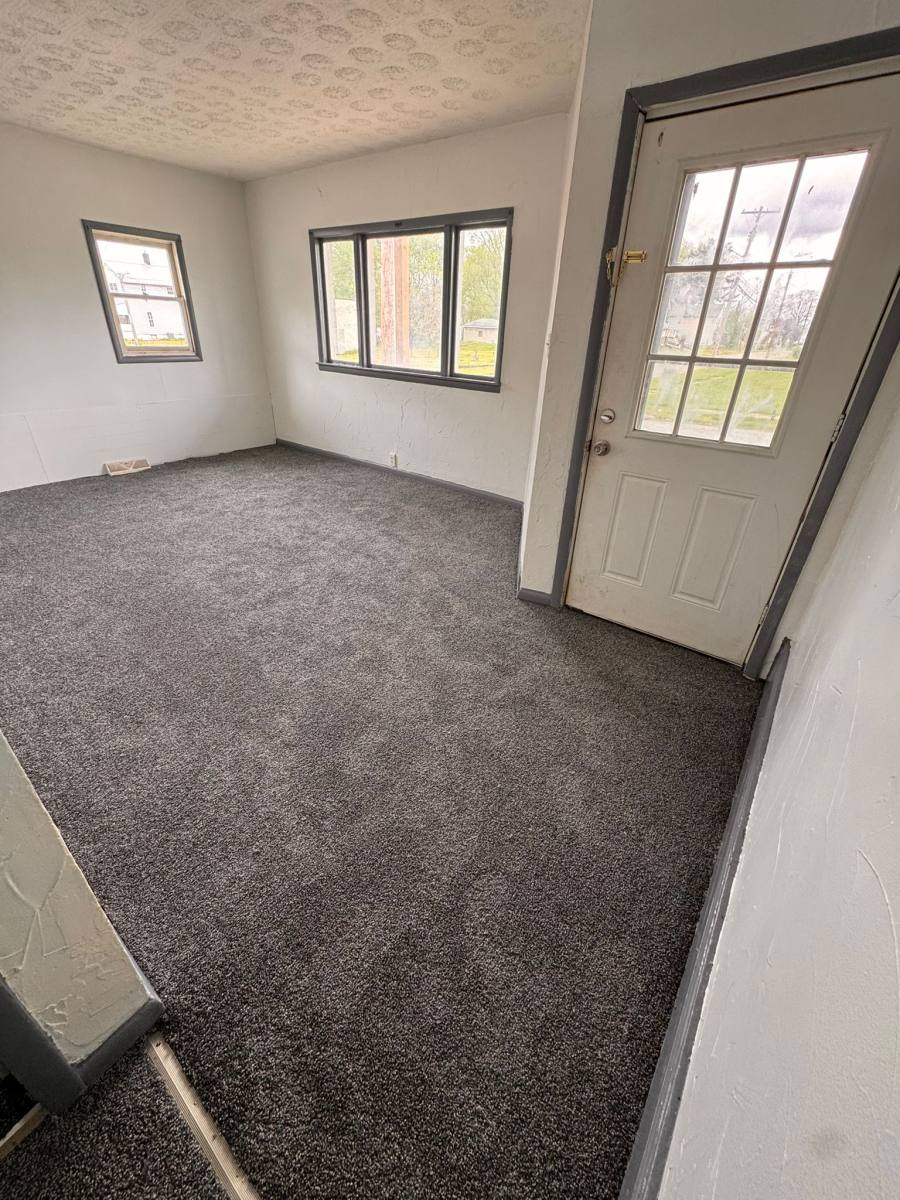 Apartment for rent at 601 Mason St #1, Niles, OH 44446