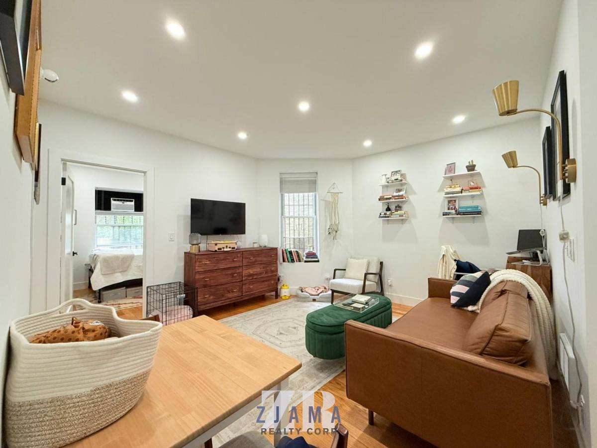Apartment for rent at 457 Park Place #1S, Brooklyn, NY 11238