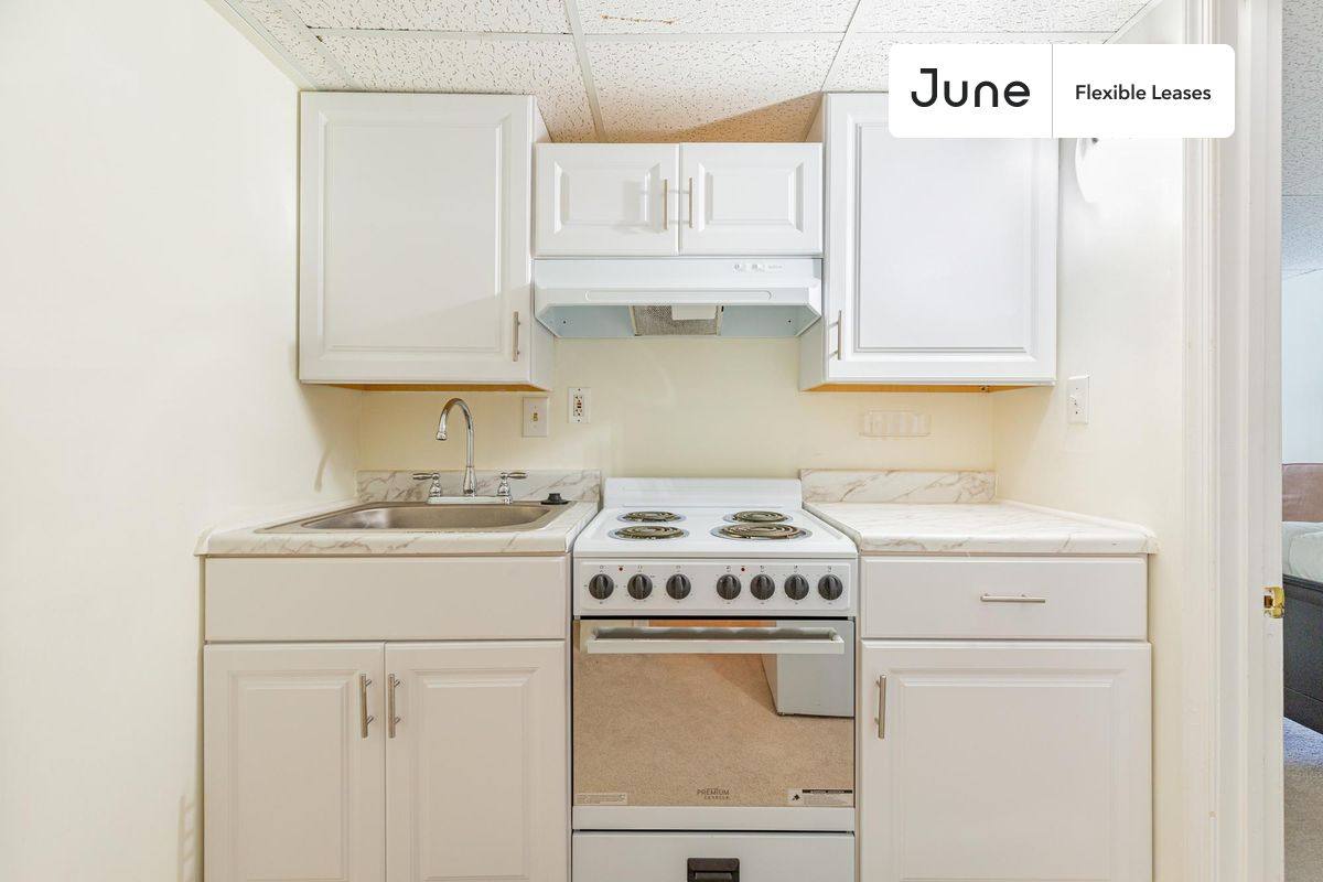 Apartment for rent at 216 Ascot Place NE #B, Washington, DC 20002