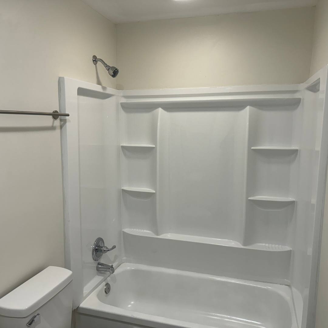 Apartment for rent at 3632 Manslick Rd, Louisville, KY 40215