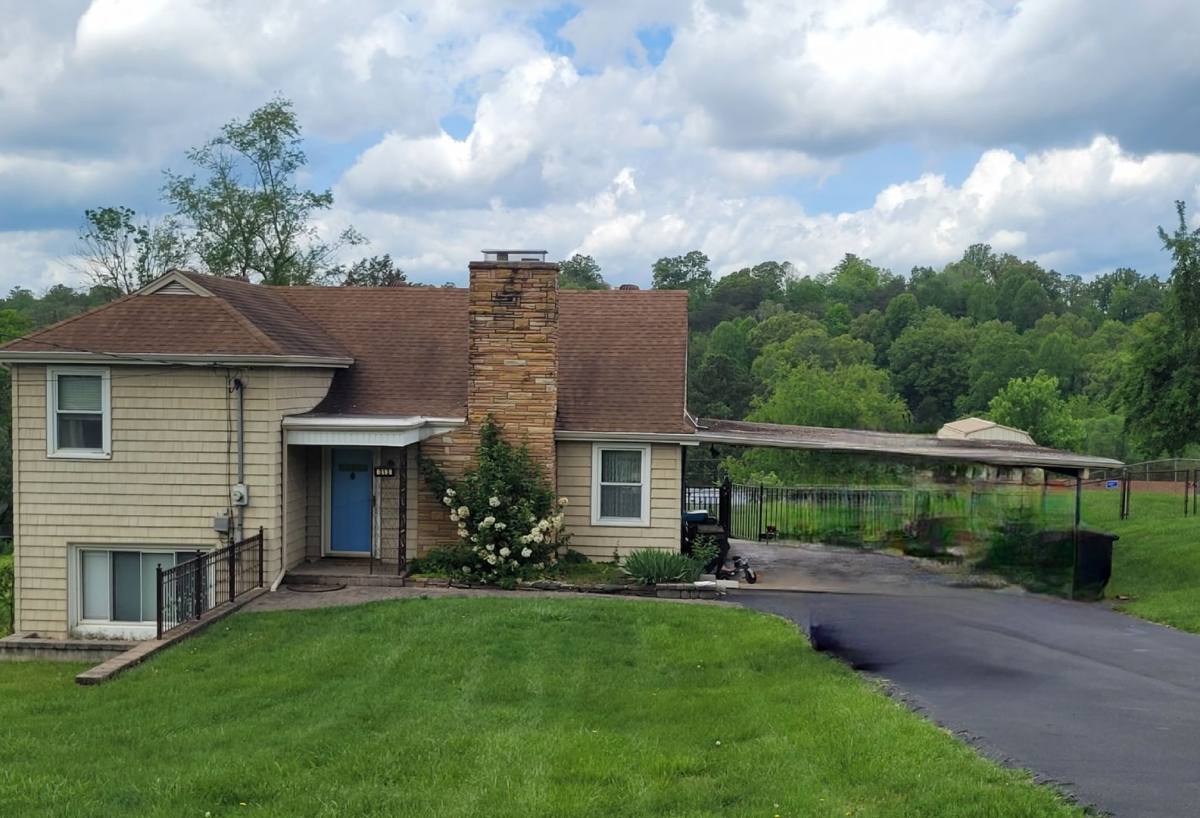 House for rent at 313 Lakecrest Dr, Kingsport, TN 37663