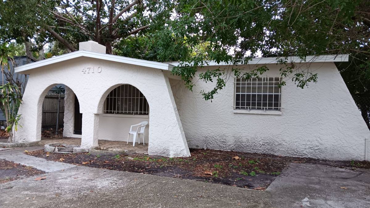 House for rent at 4710 13th Ave S, Saint Petersburg, FL 33711