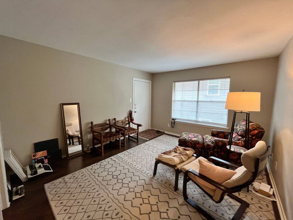 Apartment for rent at 1107 N Locust St, Denton, TX 76201