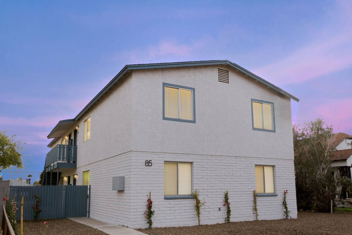 Apartment for rent at 85 W Willetta St, Phoenix, AZ 85003