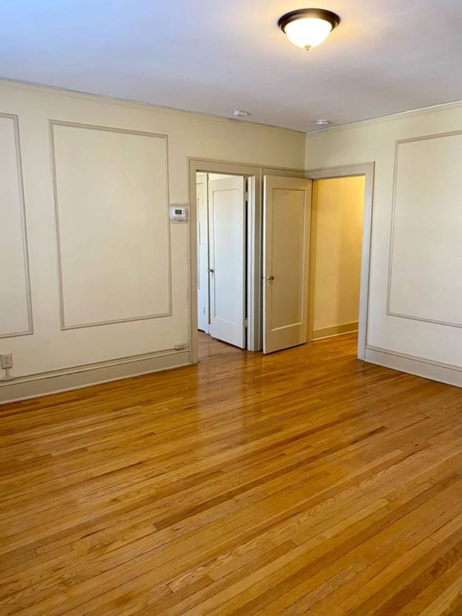 Apartment for rent at 826 Chestnut St, Albany, NY 12203
