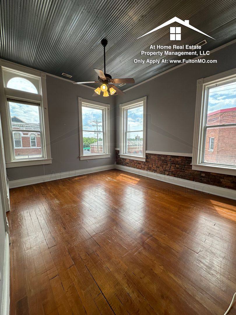 Apartment for rent at 510 Nichols St, Fulton, MO 65251