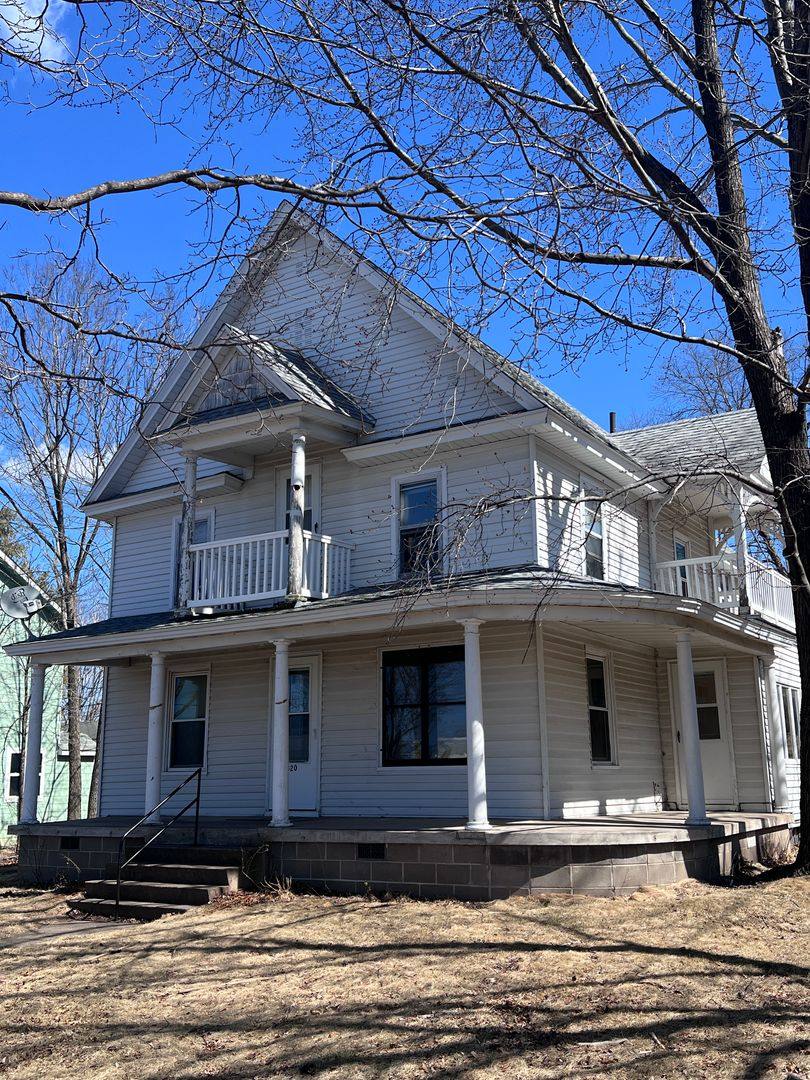 House for rent at 820 10th St E, Menomonie, WI 54751