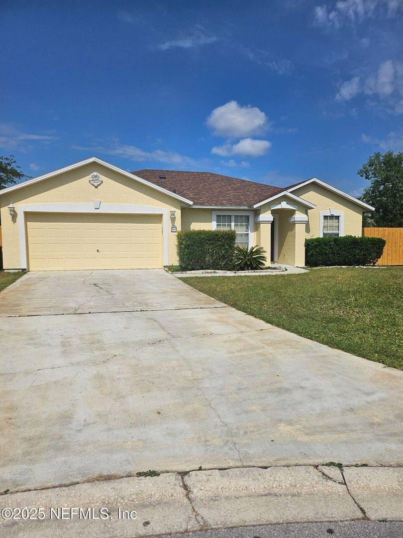 House for rent at 9827 Nelson Fork Dr, Jacksonville, FL 32222