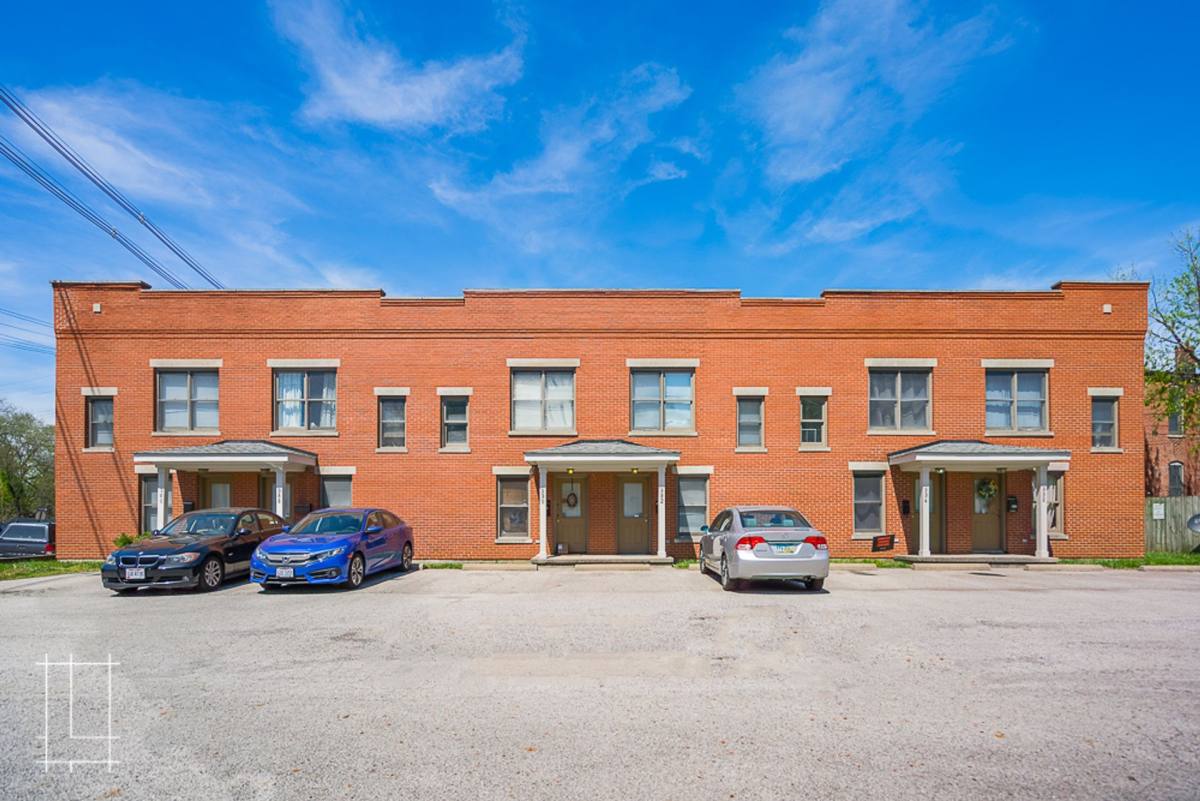 Apartment for rent at 996-1002 N 4th St, Columbus, OH 43201