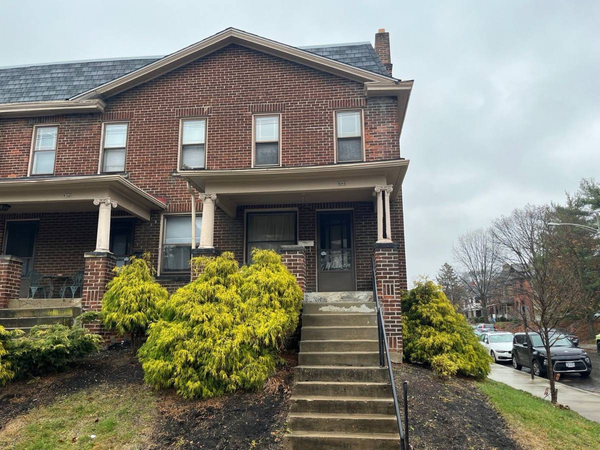 Apartment for rent at 828-838 Dennison Ave, Columbus, OH 43215