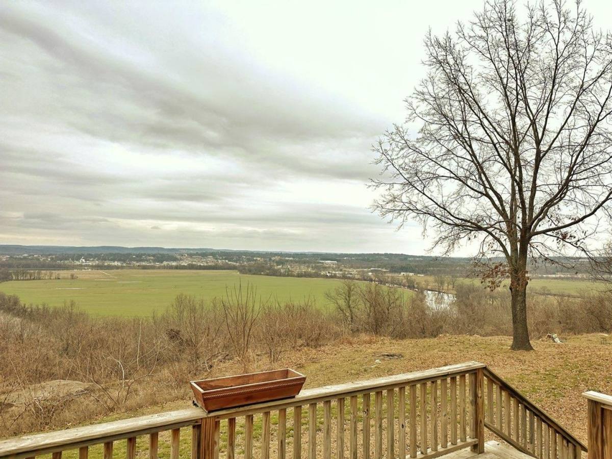 Apartment for rent at 3 Fox Run Lane, Batesville, AR 72501