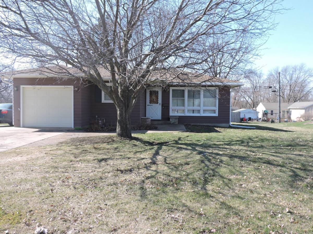 House for rent at 1526 W 2nd St, Cedar Falls, IA 50613