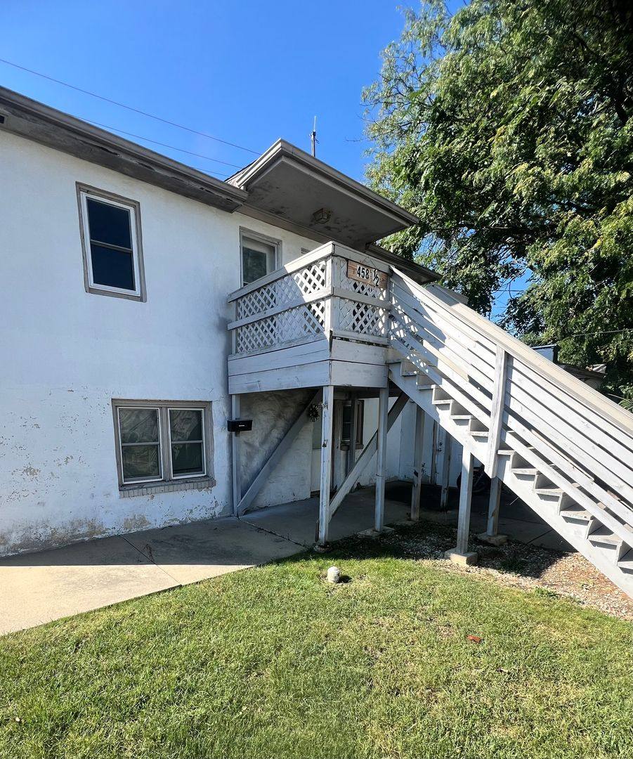 Apartment for rent at 458 W Broadway, Bourbonnais, IL 60914