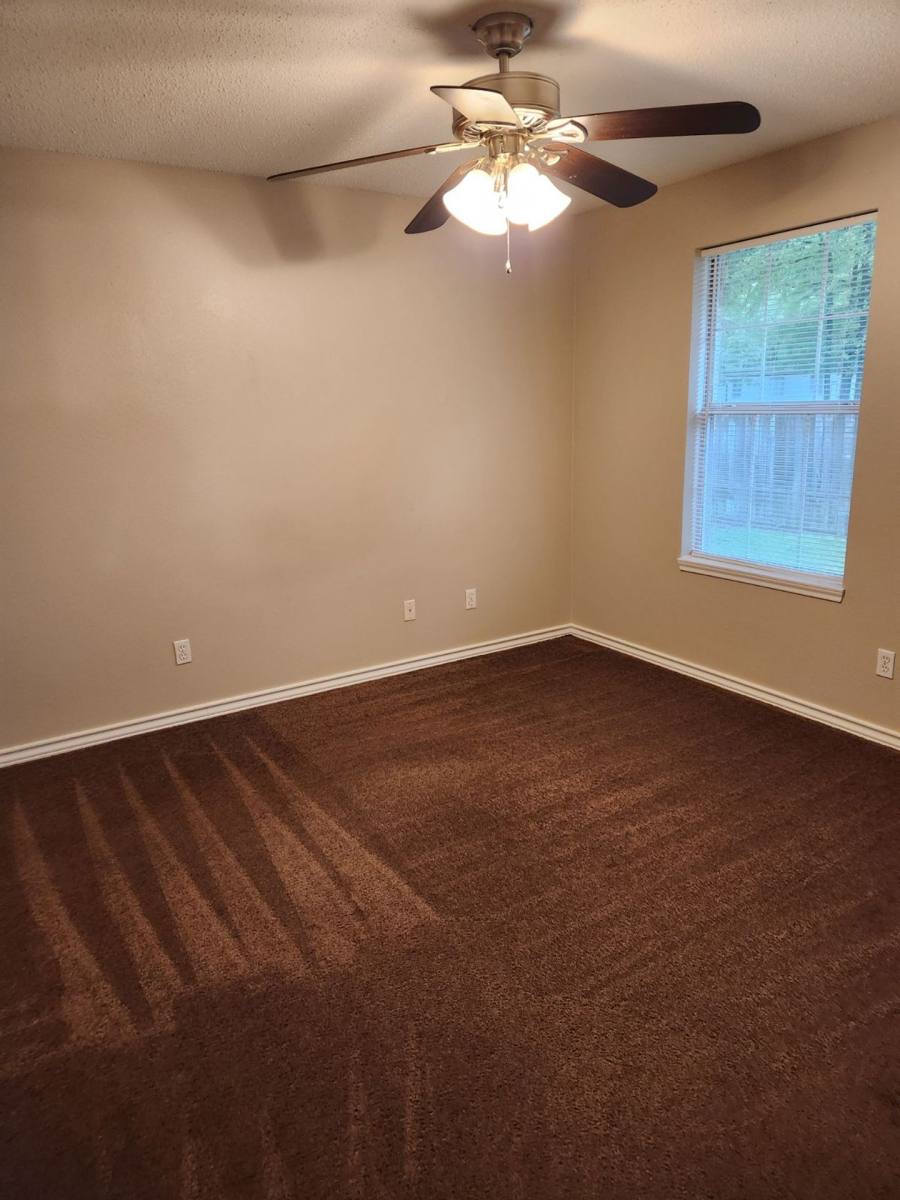 Townhouse for rent at 104 Proetz Lane, Nash, TX 75569