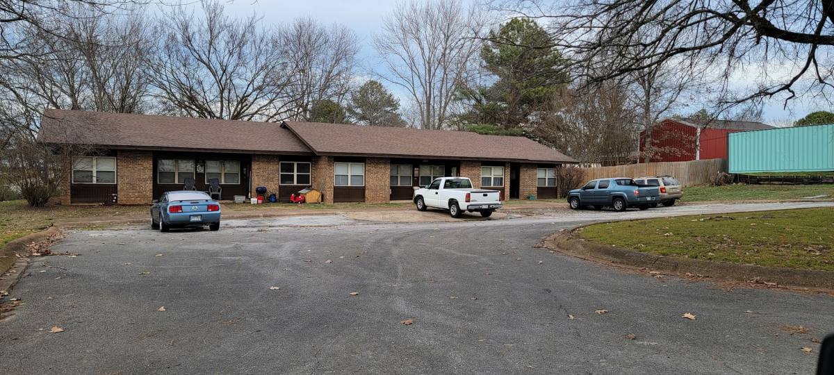 Apartment for rent at 252-260 Jean St, Batesville, AR 72501
