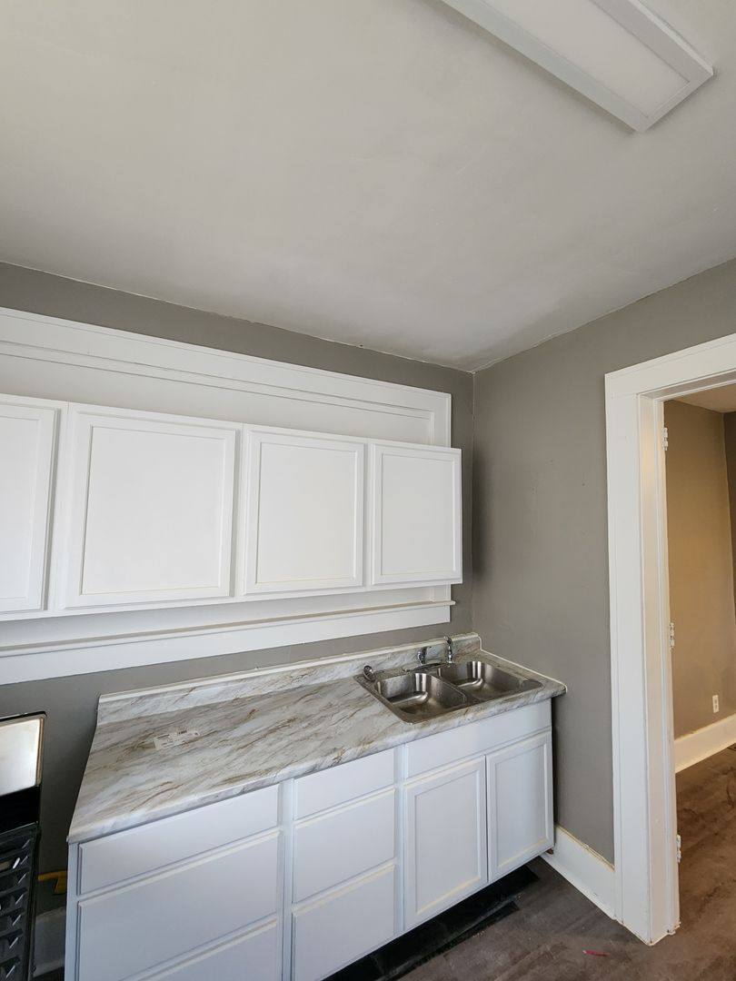 Apartment for rent at 606 W 4th St, Marion, IN 46952