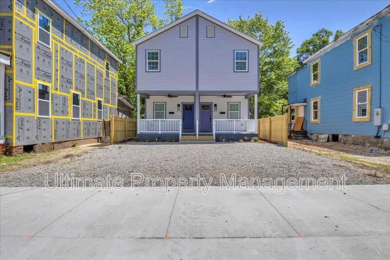 Townhouse for rent at 514 Anderson St, Wilmington, NC 28401