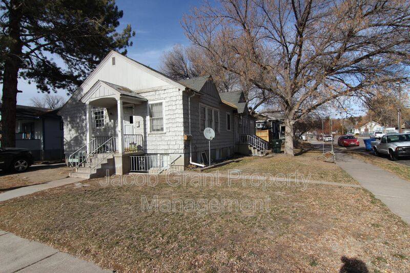 House for rent at 1110 E Lewis St #1 2, Pocatello, ID 83201