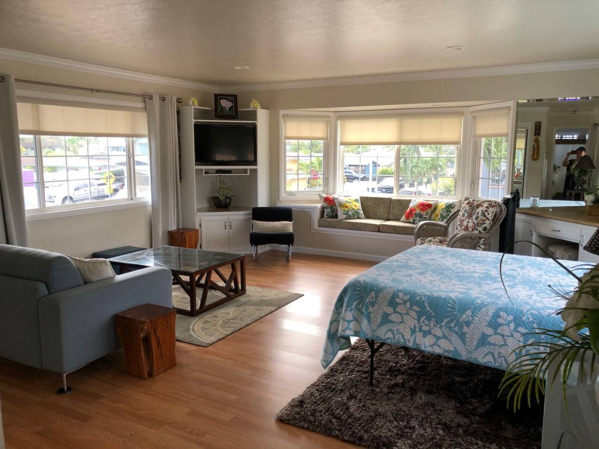 House for rent at 41-707 Inoaole St, Waimanalo, HI 96795