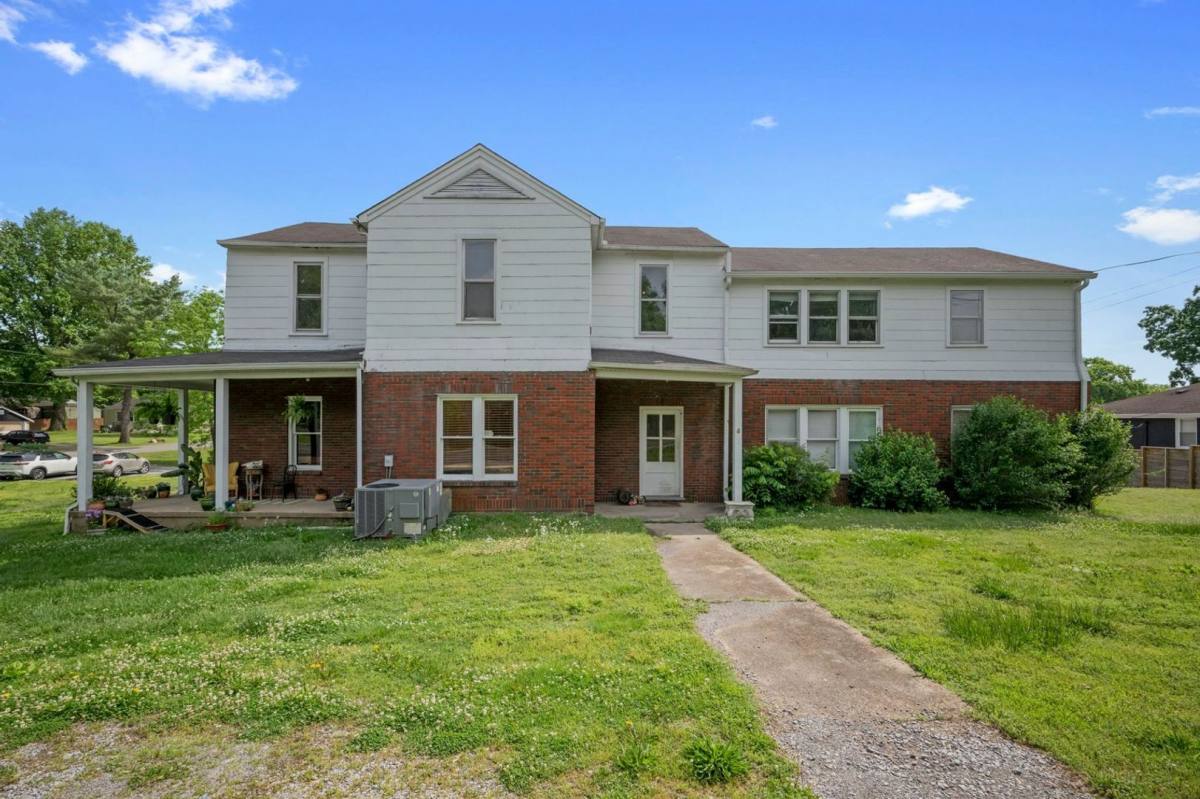 Apartment for rent at 1601 Stratford Ave, Nashville, TN 37216