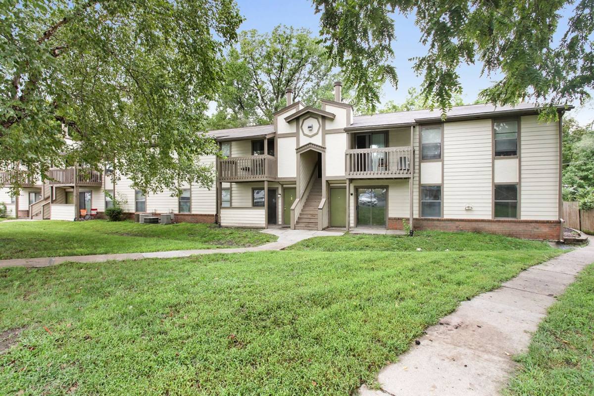 Apartment for rent at 600 SE 291 Highway, Lees Summit, MO 64063