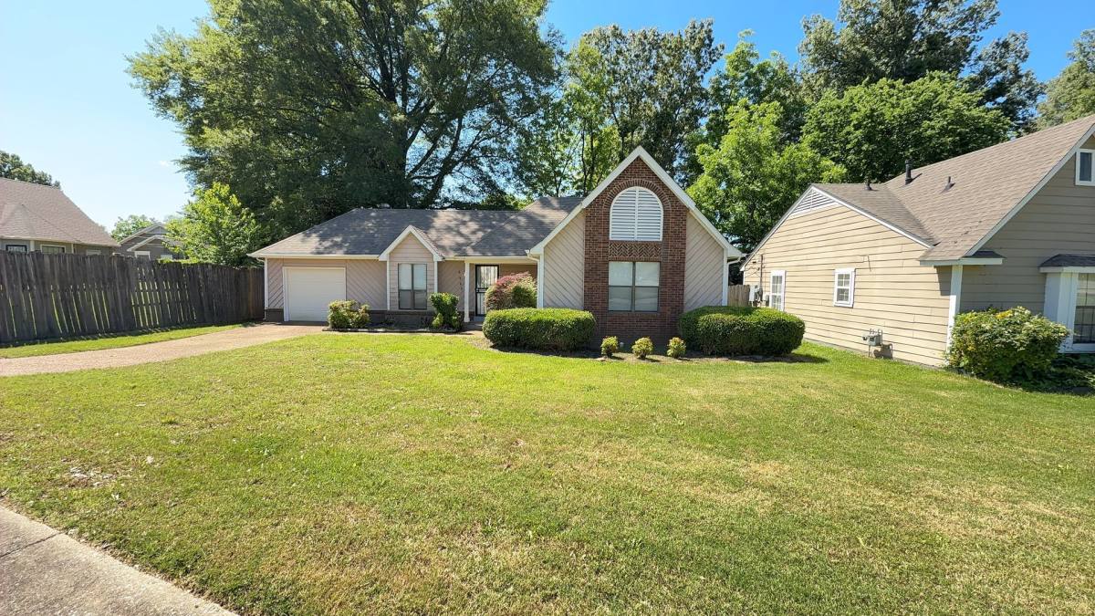 House for rent at 6565 Mallard Ridge Dr, Memphis, TN 38141