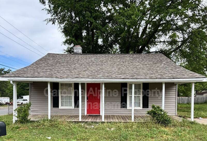 House for rent at 618 Gardner St, Shelby, NC 28150