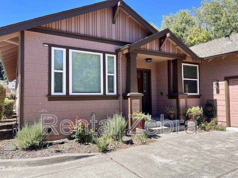 House for rent at 233 Craftman Court, Santa Rosa, CA 95409