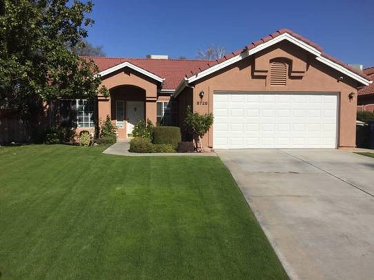 House for rent at 8720 Willow Springs, Bakersfield, CA 93312