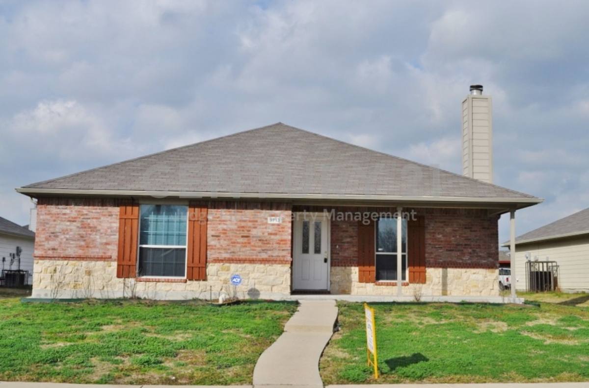 House for rent at 9713 Brierwood Lane, Dallas, TX 75217