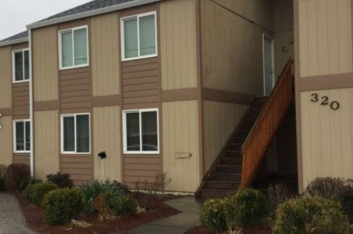 Apartment for rent at 300 E Dogwood Ave, Hermiston, OR 97838