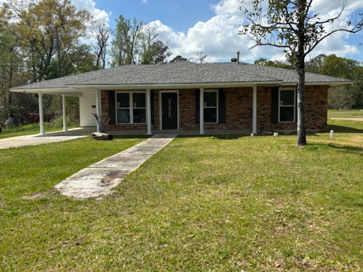 House for rent at 43490 Alberta Jackson Rd, Prairieville, LA 70769