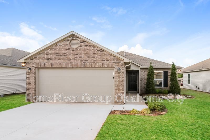 House for rent at 2016 Taylor St, Chickasha, OK 73018