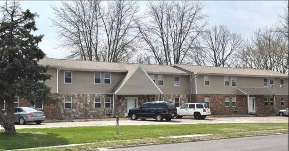 Apartment for rent at 2207 -2231 Brookdale Lane, Pekin, IL 61554