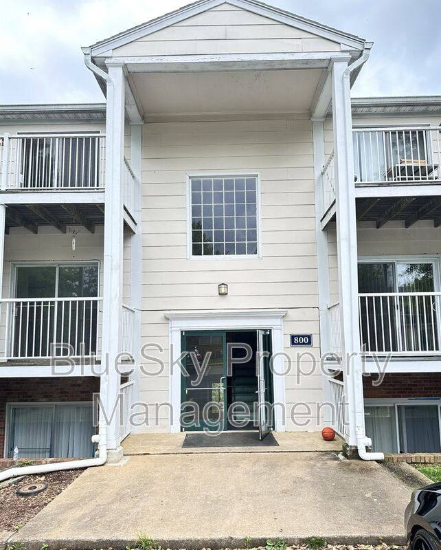 Condo for rent at 800 Runnel Court #3, Charlottesville, VA 22901