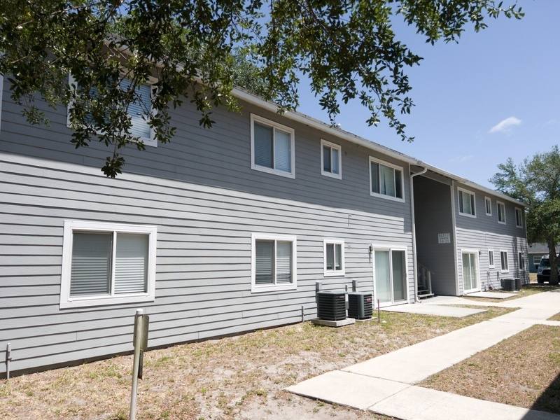 Townhouse for rent at 16 W Rhodes Dr, New Smyrna Beach, FL 32168