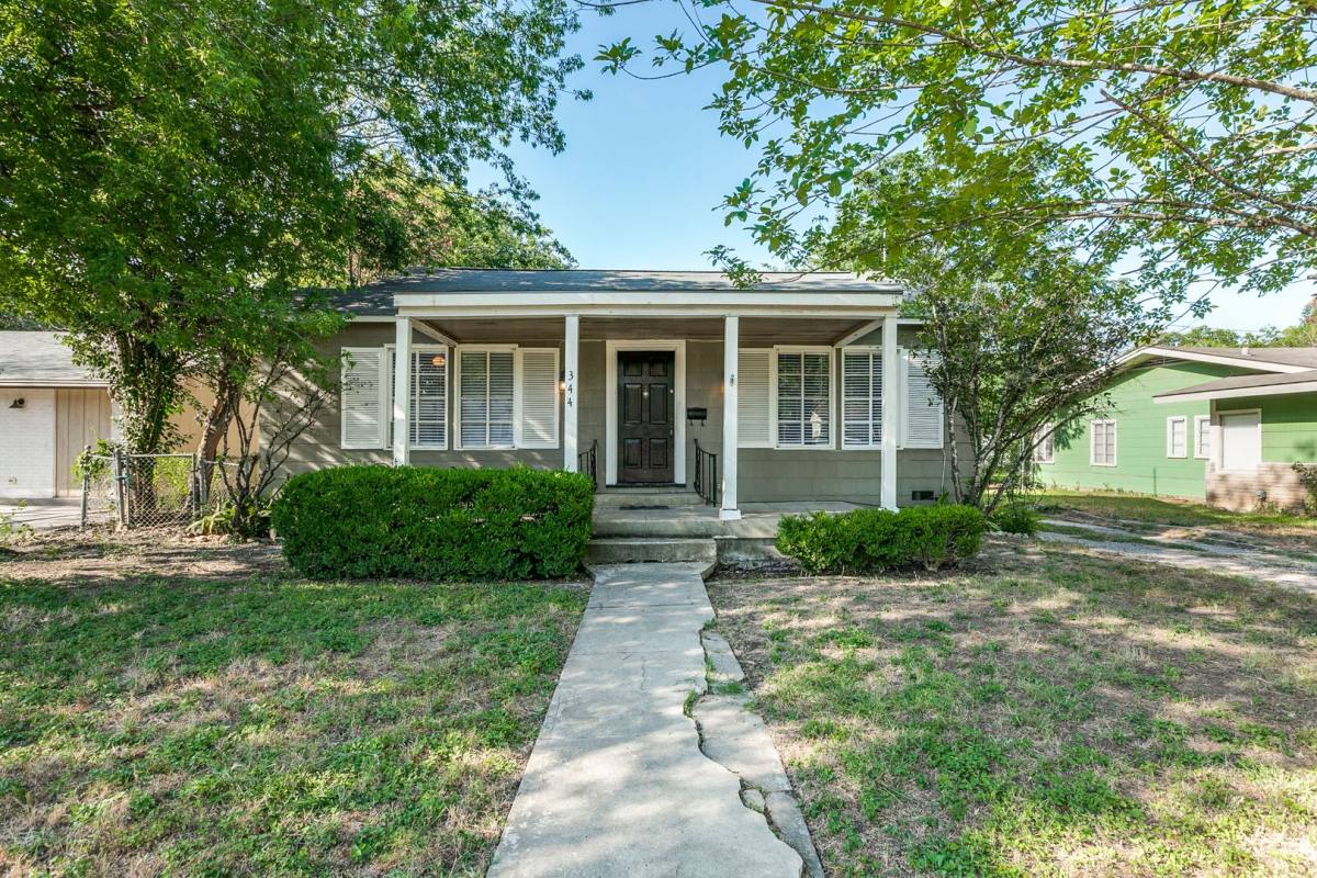 House for rent at 344 Quentin Dr, San Antonio, TX 78201