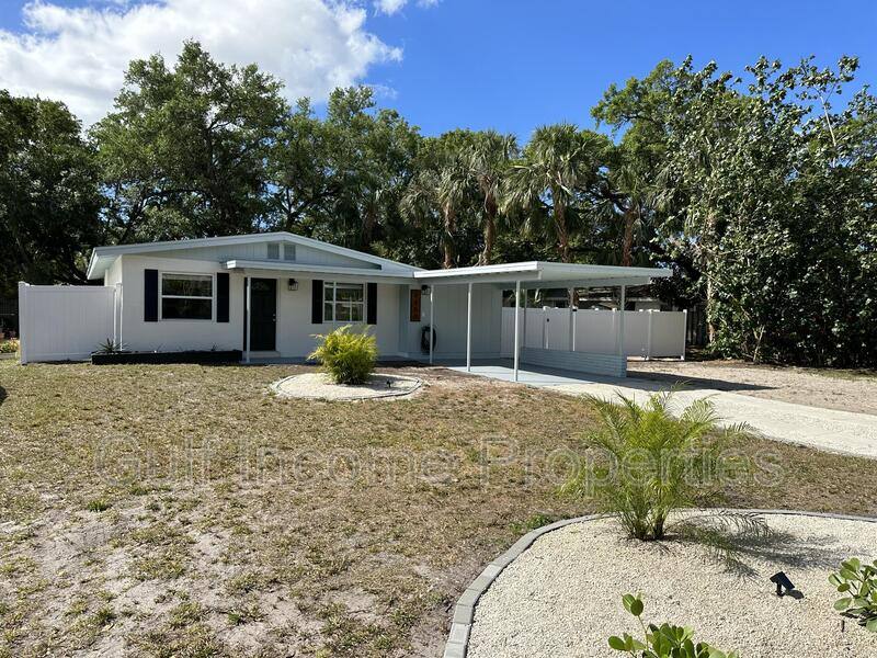 House for rent at 2200 Floyd St, Sarasota, FL 34239