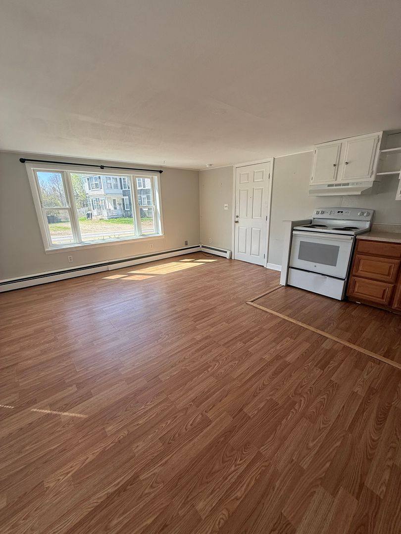 Apartment for rent at 211 Intervale Rd, Gilford, NH 03249