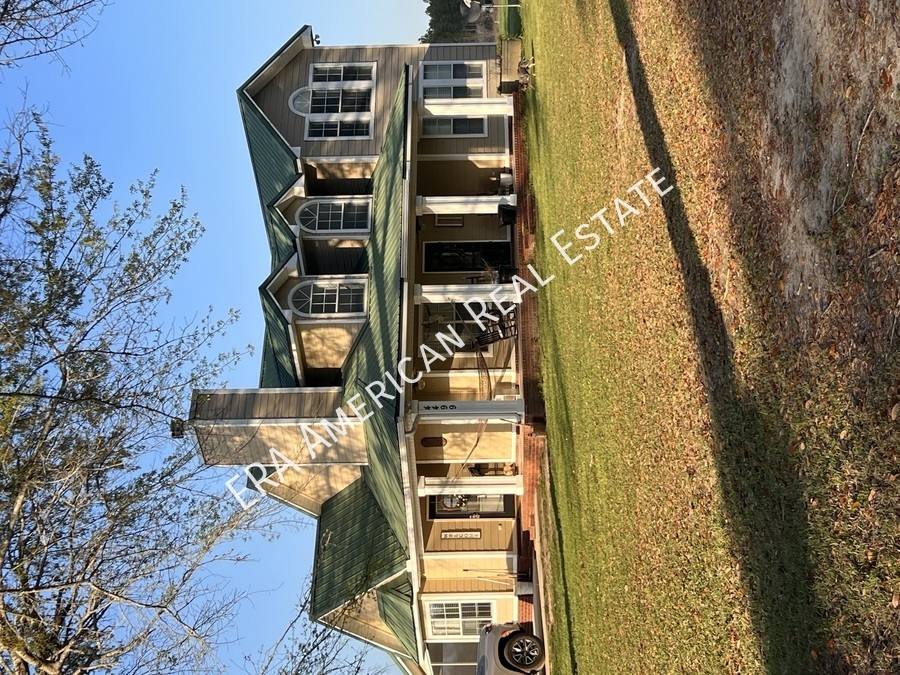 House for rent at 4499 Millside Rd, Laurel Hill, FL 32567