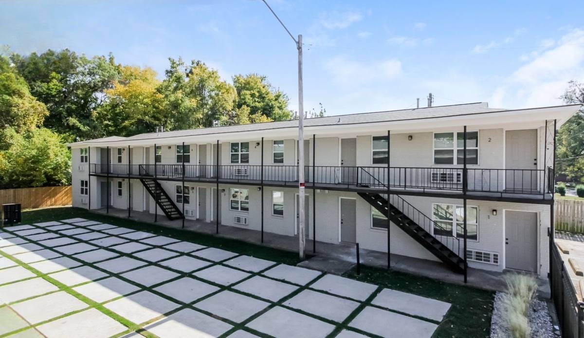 Apartment for rent at 1018 N 7th St, Memphis, TN 38107