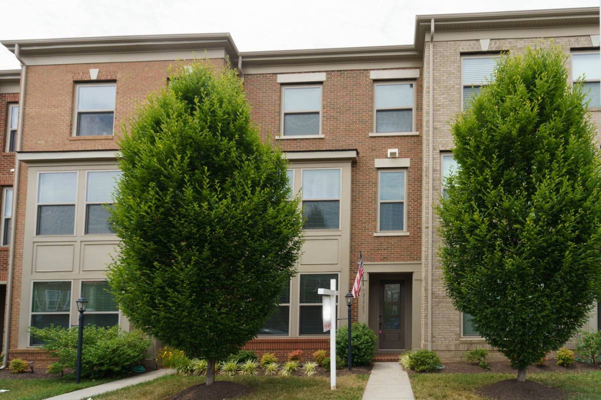 Townhouse for rent at 23503 Adagio Terrace, Ashburn, VA 20148