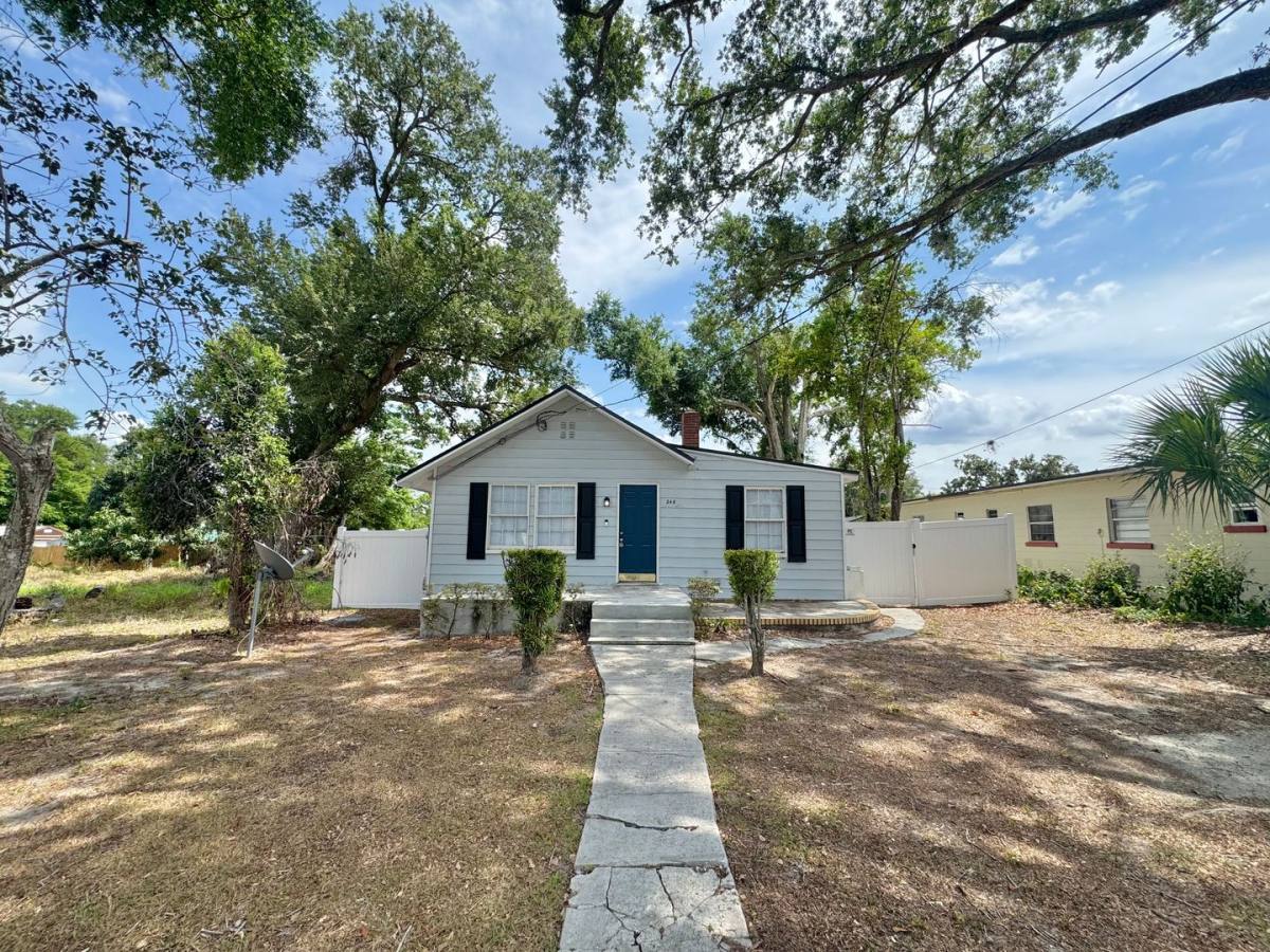 House for rent at 248 Ave L NE, Winter Haven, FL 33881