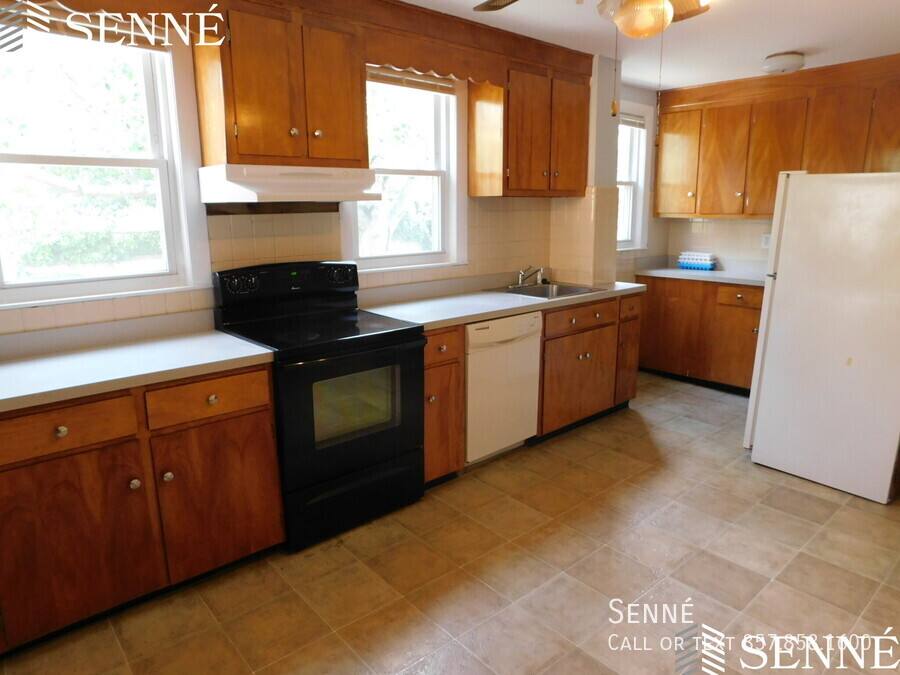 Condo for rent at 1539 Cambridge St #1R, Cambridge, MA 02139