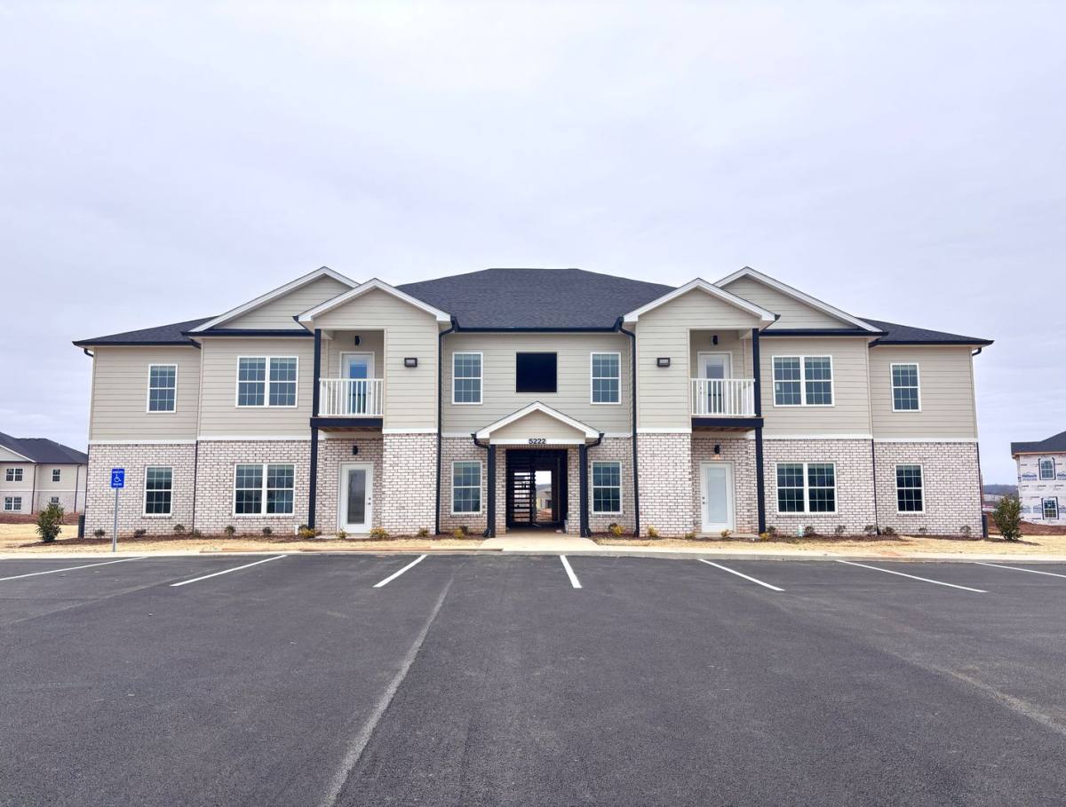 Apartment for rent at 5222 Bakers Spring St, Bowling Green, KY 42101