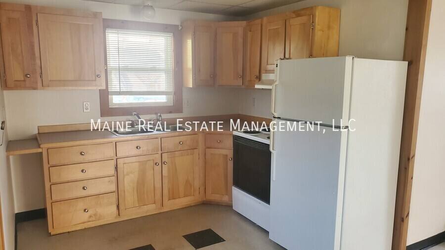 Apartment for rent at 23 Wilson St #1, Skowhegan, ME 04976