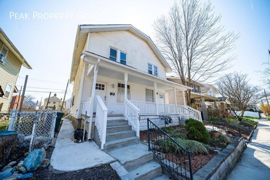 Apartment for rent at 73 E Markison Ave, Columbus, OH 43207