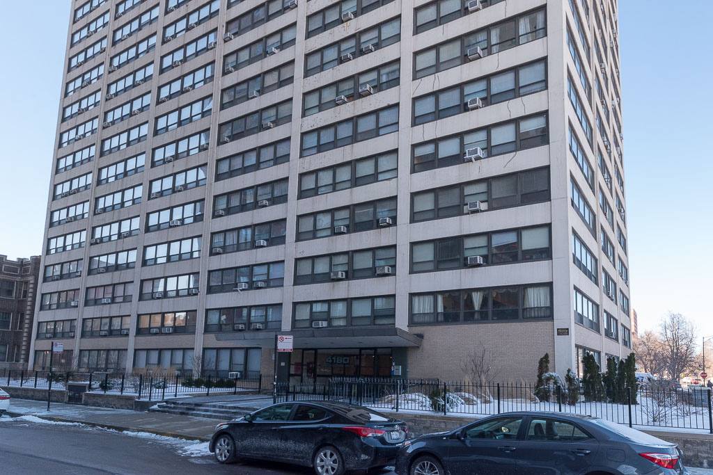 Apartment for rent at 4180 Marine Dr #D5021, Chicago, IL 60613