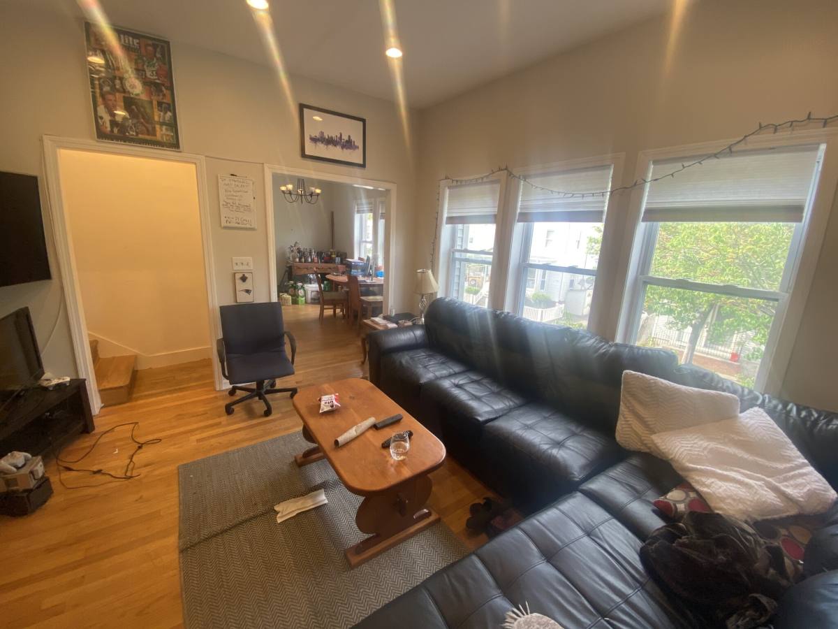 House for rent at 71 Cross St #2, Somerville, MA 02145
